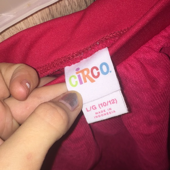 Red tutu - Picture 2 of 3